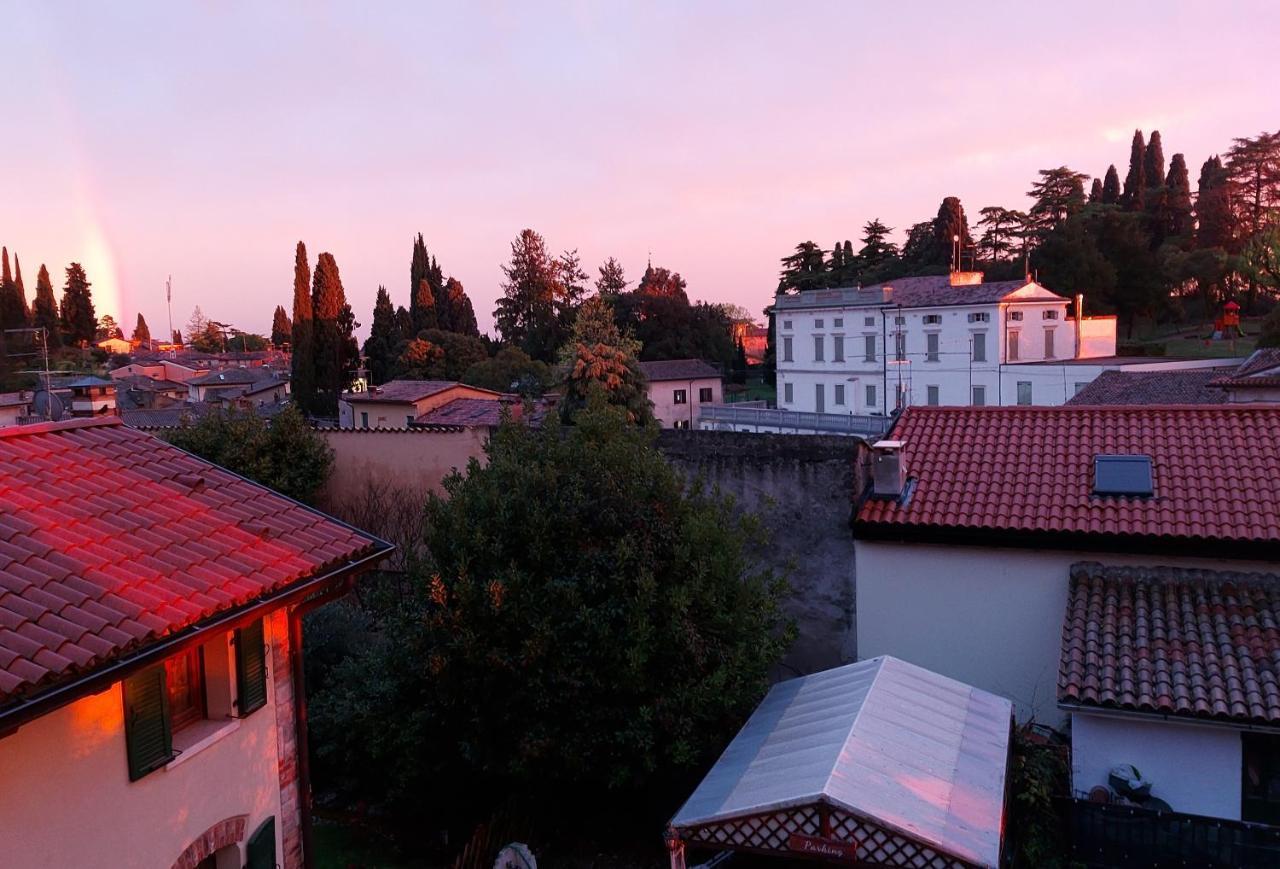 B&B Corte Colli Antichi Sona Exterior photo